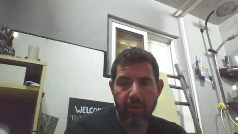 Snapshot of windowpane5 chatting on October 5, 2025, 4:05 pm windowpane online show from October 5, 2025, 4:05 pm