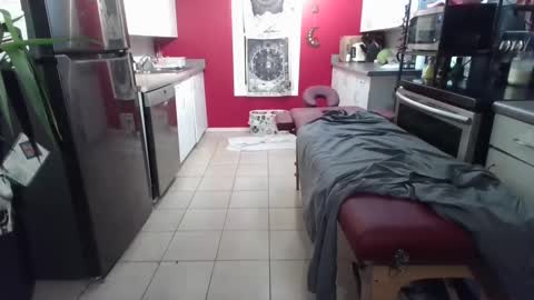 winebottle24 online show from February 14, 2025, 5:19 am