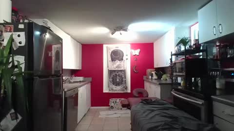 winebottle24 online show from February 14, 2025, 8:21 am