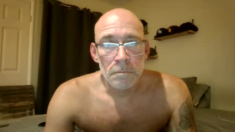 wingnutt765733 online show from October 3, 2025, 6:43 am