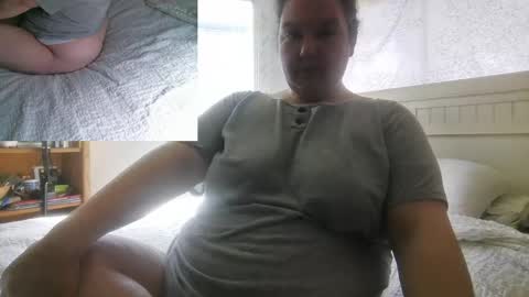 Winnie online show from April 19, 2026, 4:28 pm