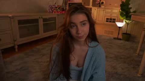Lillian online show from April 15, 2026, 3:24 am