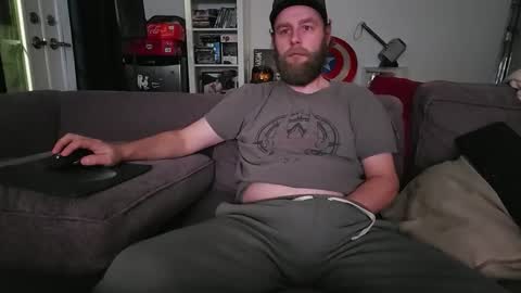 Snapshot of winter117 chatting on December 19, 2025, 12:50 am winter117 online show from December 19, 2025, 12:50 am