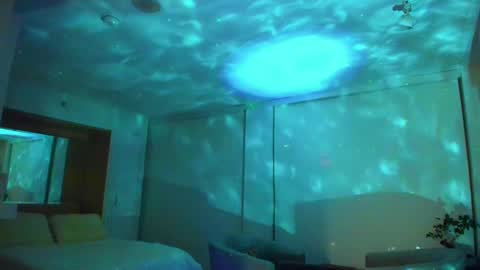 Snapshot of winter_miracle chatting on February 6, 2025, 12:37 pm Winter Miracle online show from February 6, 2025, 12:37 pm