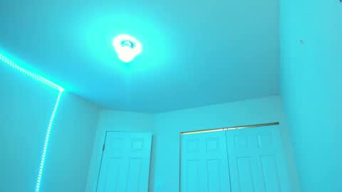 Snapshot of winter_miracle chatting on February 24, 2025, 5:22 am Winter Miracle online show from February 24, 2025, 5:22 am