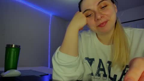 Snapshot of winter_miracle chatting on March 4, 2025, 7:30 am Winter Miracle online show from March 4, 2025, 7:30 am