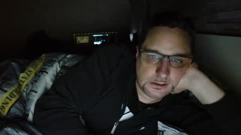 Dirty online show from December 29, 2024, 10:14 pm