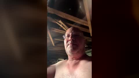 wisenhar online show from April 11, 2026, 4:22 pm