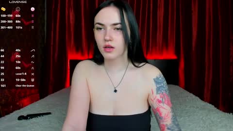 Snapshot of witch_baby_ chatting on May 7, 2026, 6:19 am Kira online show from May 7, 2026, 6:19 am