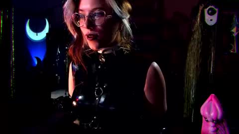 Snapshot of witch_fiona chatting on September 12, 2025, 8:09 pm Goddess of two strapons  - Mr. long Don Mr. Pinky online show from September 12, 2025, 8:09 pm