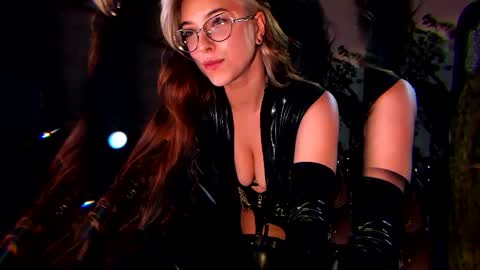 Snapshot of witch_fiona chatting on October 21, 2025, 7:58 pm Goddess of two strapons  - Mr. long Don Mr. Pinky online show from October 21, 2025, 7:58 pm