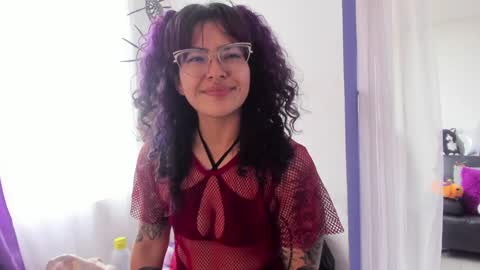     Luna Violeta  A r t i s t  online show from January 7, 2025, 7:49 pm