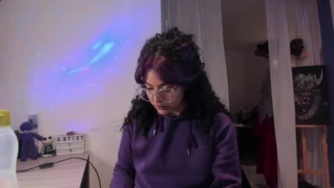     Luna Violeta  A r t i s t  online show from February 17, 2025, 4:20 am