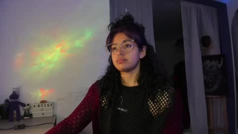     Luna Violeta  A r t i s t  online show from February 17, 2025, 11:42 pm