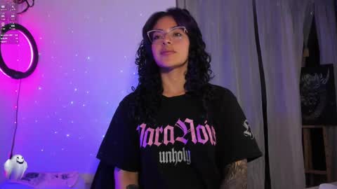     Luna Violeta  A r t i s t  online show from March 9, 2025, 11:35 pm
