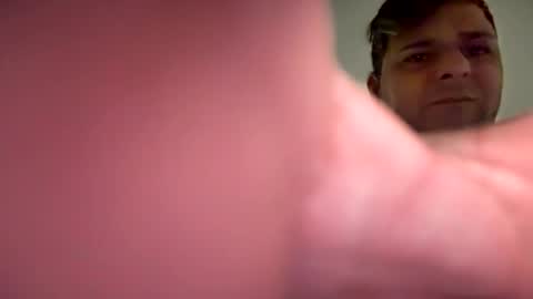 Witebull online show from February 1, 2026, 8:35 am