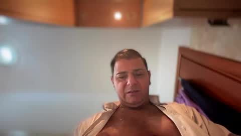 Witebull online show from February 9, 2026, 9:46 am