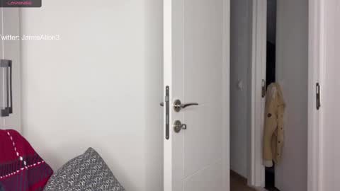 Wlademar online show from February 16, 2025, 4:42 am