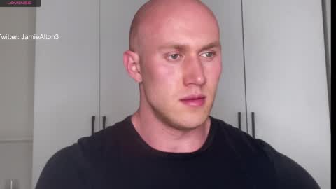 Snapshot of wlademarbergs chatting on May 4, 2026, 5:09 pm Wlademar online show from May 4, 2026, 5:09 pm
