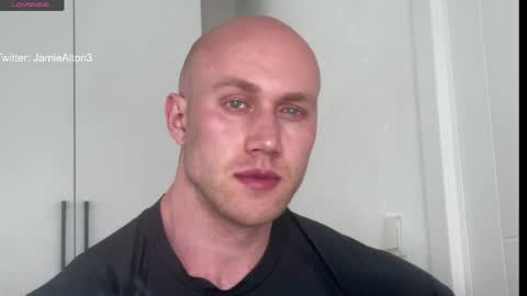 Snapshot of wlademarbergs chatting on May 16, 2026, 6:54 am Wlademar online show from May 16, 2026, 6:54 am