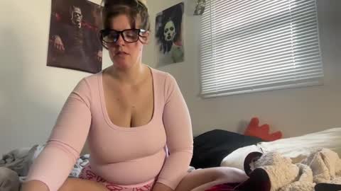 Snapshot of wldntulik2no chatting on February 13, 2025, 5:22 pm Moth online show from February 13, 2025, 5:22 pm