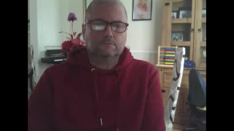 Snapshot of wobble444 chatting on November 18, 2025, 11:14 am wobble444 online show from November 18, 2025, 11:14 am