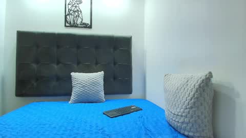  W O L F  online show from January 28, 2025, 5:24 pm