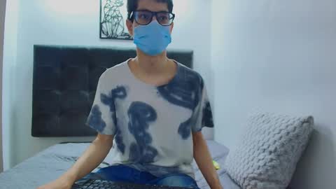  W O L F  online show from February 11, 2025, 11:21 am