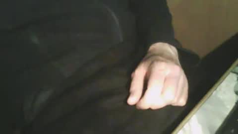 Snapshot of wolfie_2910 chatting on April 29, 2026, 4:44 pm wolfie_2910 online show from April 29, 2026, 4:44 pm