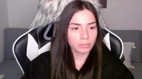 Snapshot of wolfs_daughter chatting on March 6, 2025, 2:30 am Alex online show from March 6, 2025, 2:30 am