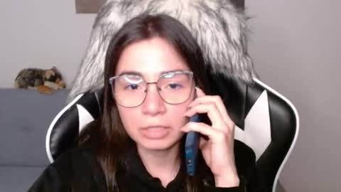 Snapshot of wolfs_daughter chatting on February 3, 2026, 2:53 am Alex online show from February 3, 2026, 2:53 am