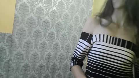 wolfxsnow online show from January 1, 2025, 6:06 pm