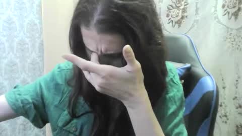 wolfxsnow online show from November 26, 2025, 8:21 pm