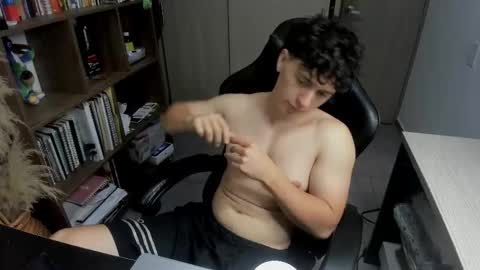 wolker_allan online show from December 18, 2025, 4:07 am