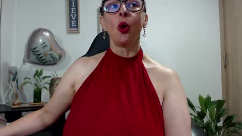 Womanhornyx online show from May 15, 2026, 11:23 pm
