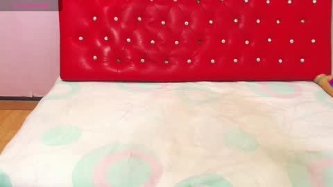   online show from November 9, 2025, 2:21 am