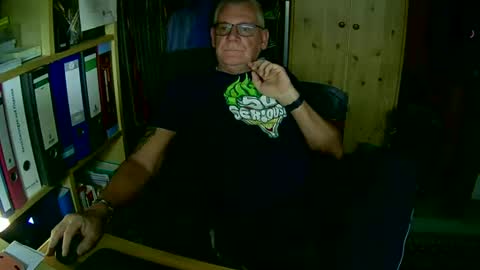 Snapshot of wonneprop10 chatting on March 9, 2025, 12:53 pm Always Horny online show from March 9, 2025, 12:53 pm