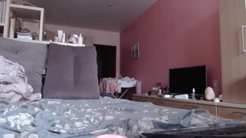 Snapshot of woodland_peony chatting on February 18, 2026, 5:25 am Woodland Peony online show from February 18, 2026, 5:25 am