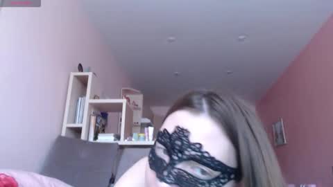 Snapshot of woodland_peony chatting on March 2, 2026, 5:08 am Woodland Peony online show from March 2, 2026, 5:08 am