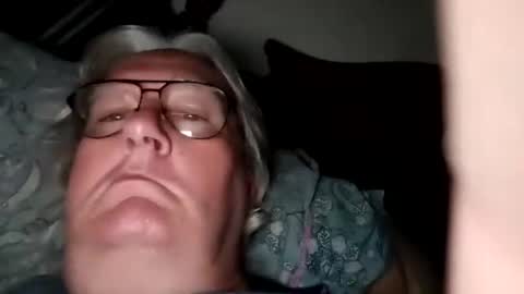 Snapshot of woodpecker115 chatting on October 29, 2025, 9:55 am woodpecker115 online show from October 29, 2025, 9:55 am