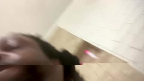 Woodpipe69 online show from December 12, 2024, 1:49 pm