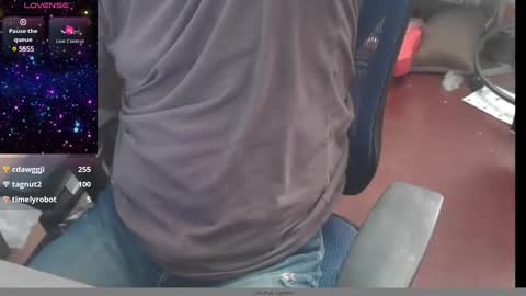 woodworker6473 online show from January 24, 2025, 1:57 pm