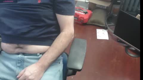 woodworker6473 online show from February 28, 2025, 2:31 pm