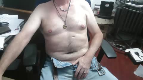 woodworker6473 online show from September 21, 2025, 11:28 pm