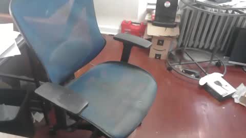 woodworker6473 online show from October 3, 2025, 12:35 pm