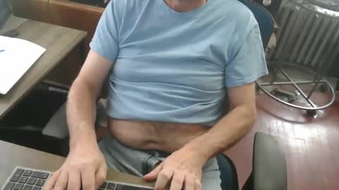 woodworker6473 online show from March 26, 2026, 1:06 pm