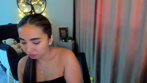 Snapshot of worldofkim chatting on February 25, 2026, 10:03 am dudetta Kim online show from February 25, 2026, 10:03 am