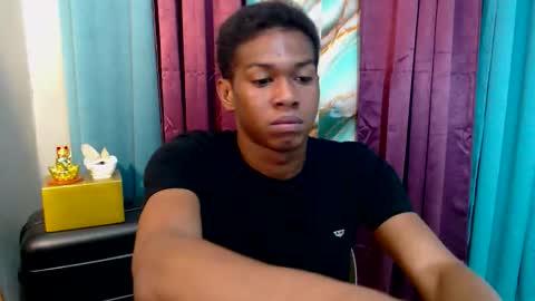 Snapshot of worshipmycockxxx chatting on December 19, 2025, 12:39 am Josh This is my new account now online show from December 19, 2025, 12:39 am