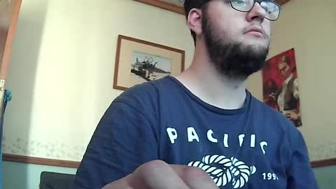 Snapshot of worsie333 chatting on December 16, 2024, 7:37 am worsie online show from December 16, 2024, 7:37 am