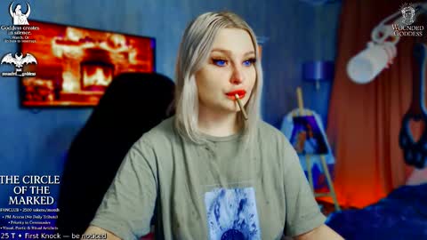 Snapshot of wounded_goddess chatting on February 8, 2026, 6:17 am Goddess Sophy online show from February 8, 2026, 6:17 am